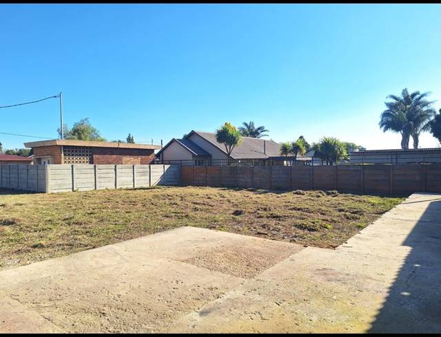 LAND FOR SALE IN BRENTHURST